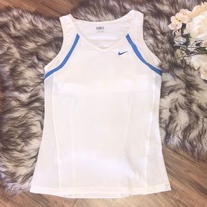 NWOT Nike tank top size medium